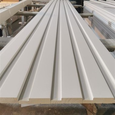 Оквири врата од белог грундираног дрвета